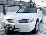 Toyota Camry 1999 года за 3 350 000 тг. в Алматы