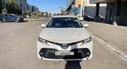 Toyota Camry 2020 года за 12 700 000 тг. в Астана – фото 3