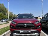 Toyota RAV4 2020 года за 15 700 000 тг. в Балхаш – фото 2