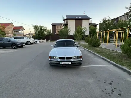 BMW 730 1997 года за 3 550 000 тг. в Алматы – фото 4