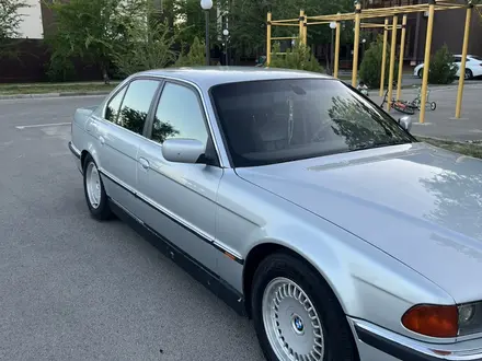 BMW 730 1997 года за 3 550 000 тг. в Алматы – фото 9