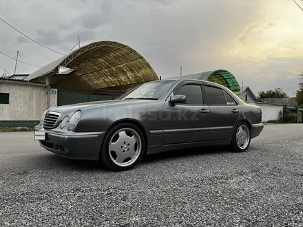 Mercedes-Benz E 270 2001 года за 4 500 000 тг. в Алматы – фото 2