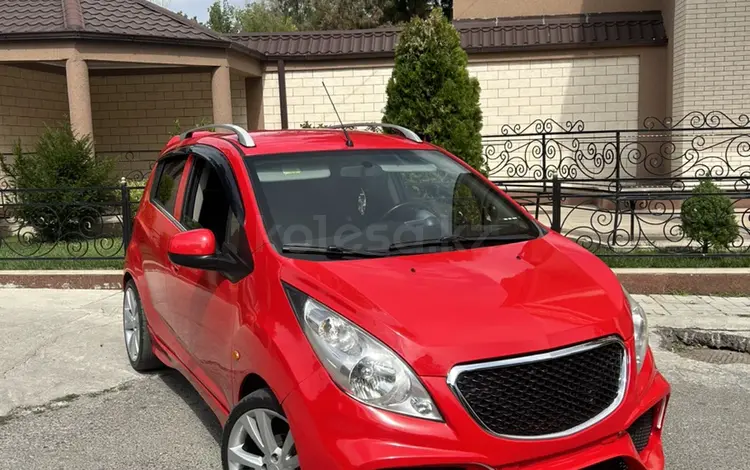 Chevrolet Spark 2010 годаfor3 800 000 тг. в Шымкент