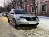 Volkswagen Passat 2003 года за 2 850 000 тг. в Астана – фото 2