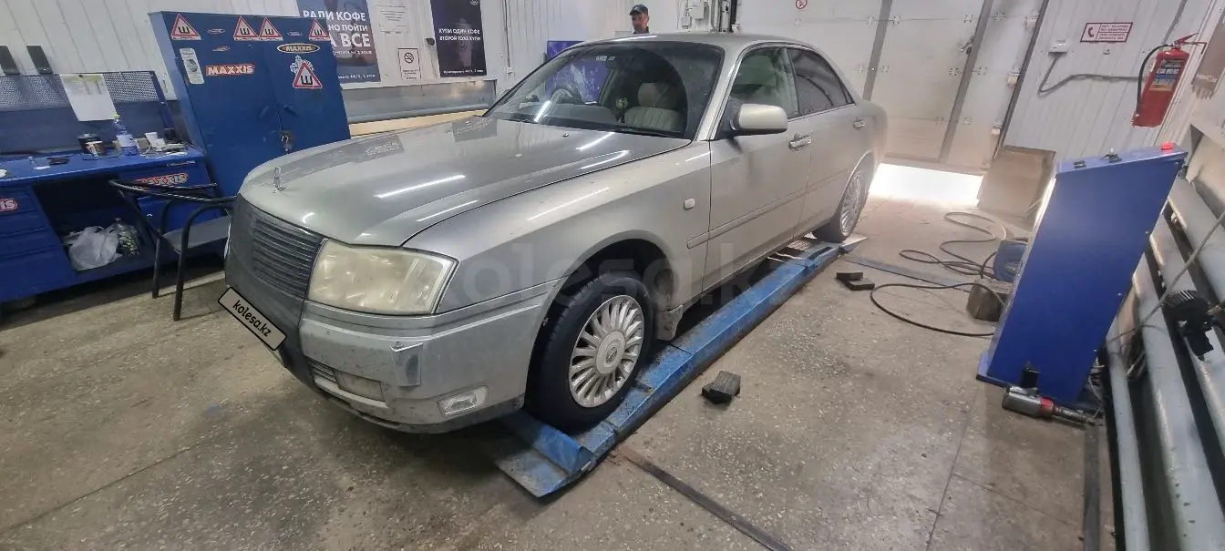 Nissan Cedric, 1999