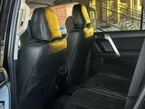 Toyota Land Cruiser Prado 2022 года за 23 700 000 тг. в Актобе – фото 5