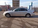 Mercedes-Benz E 200 2004 года за 4 000 000 тг. в Тараз – фото 2