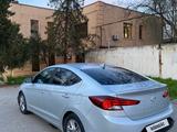 Hyundai Elantra 2018 года за 7 400 000 тг. в Шымкент – фото 2