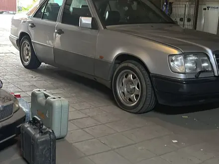 Mercedes-Benz E 280 1995 года за 3 500 000 тг. в Караганда – фото 19
