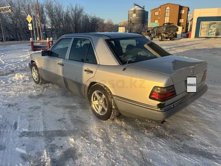 Mercedes-Benz E 280 1995 года за 3 500 000 тг. в Караганда – фото 5
