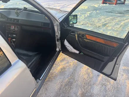 Mercedes-Benz E 280 1995 года за 3 500 000 тг. в Караганда – фото 10