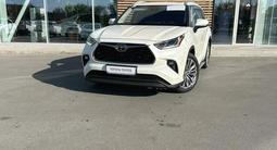 Toyota Highlander Luxe 2021 года за 26 500 000 тг. в Шымкент