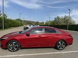 Hyundai Elantra 2022 года за 9 200 000 тг. в Астана – фото 2