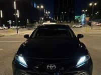 Toyota Camry 2019 года за 14 000 000 тг. в Шымкент