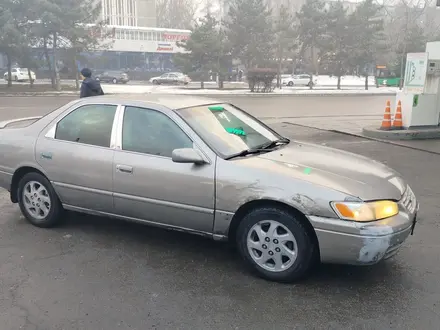 Toyota Camry 1997 года за 3 000 000 тг. в Алматы – фото 3