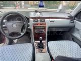 Mercedes-Benz E 280 1999 годаүшін3 350 000 тг. в Семей – фото 4