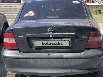 Opel Vectra 1998 года за 450 000 тг. в Павлодар – фото 4