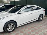 Hyundai Sonata 2011 года за 5 600 000 тг. в Шиели – фото 3