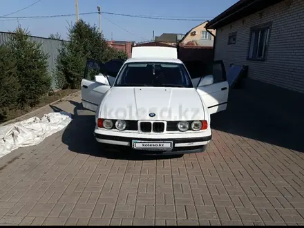 BMW 520 1991 года за 4 000 000 тг. в Астана