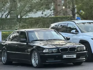 BMW 730