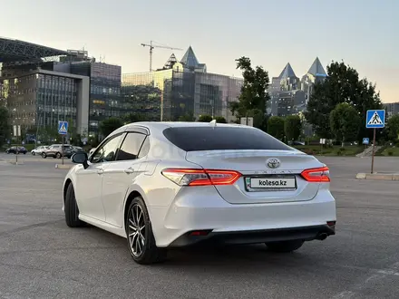 Toyota Camry 2021 года за 16 000 000 тг. в Алматы – фото 4