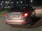 Hyundai Solaris 2013 года за 3 700 000 тг. в Усть-Каменогорск – фото 4