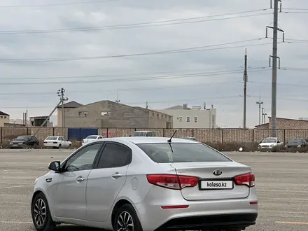 Kia Rio 2015 года за 5 800 000 тг. в Актау – фото 3