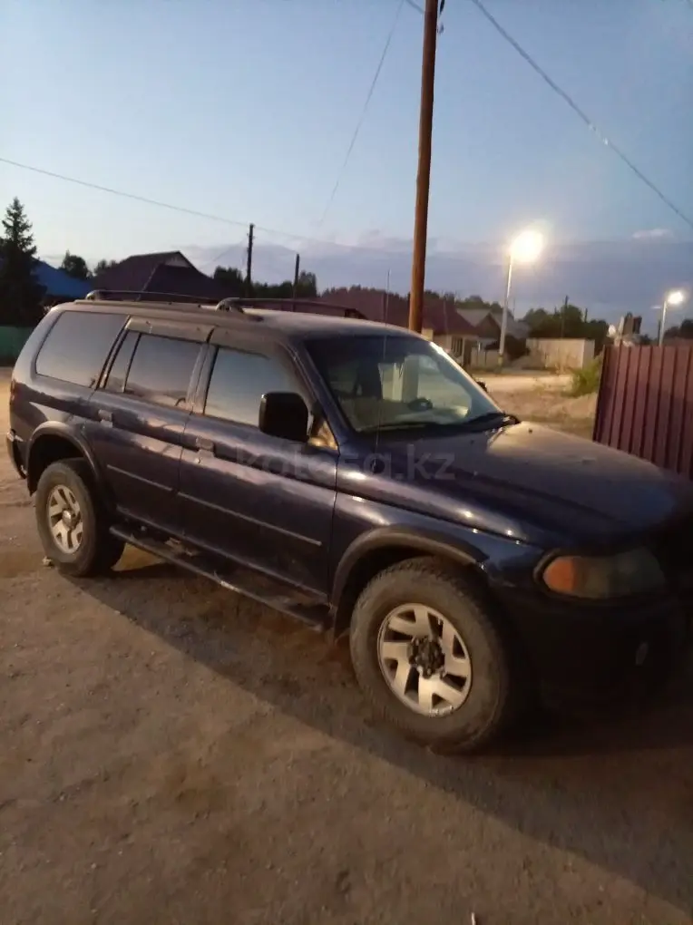 Mitsubishi Montero Sport, 2000