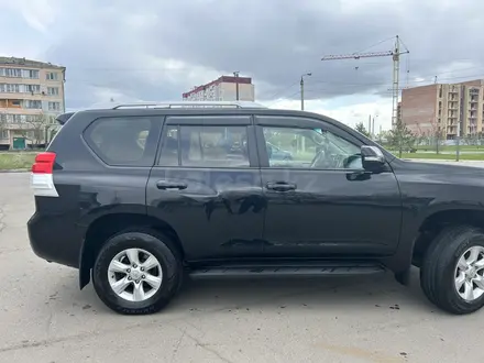 Toyota Land Cruiser Prado 2013 года за 13 900 000 тг. в Петропавловск – фото 7