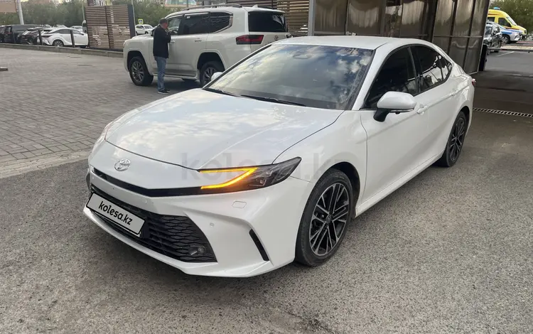 Toyota Camry 2024 года за 18 700 000 тг. в Атырау