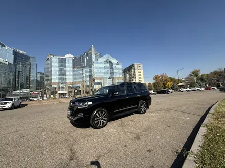 Toyota Land Cruiser 2019 года за 45 000 000 тг. в Алматы – фото 7