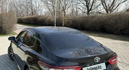 Toyota Camry 2023 годаүшін17 500 000 тг. в Алматы – фото 4