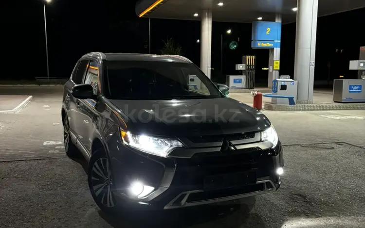 Mitsubishi Outlander 2019 годаүшін11 000 000 тг. в Актобе