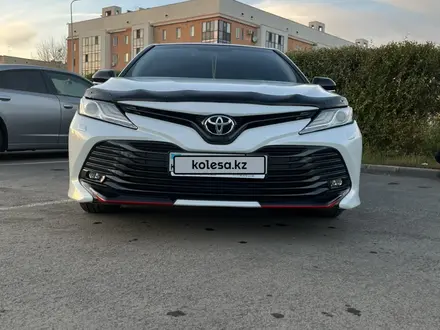 Toyota Camry 2021 года за 17 000 000 тг. в Астана