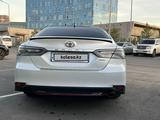 Toyota Camry 2021 года за 17 000 000 тг. в Астана – фото 4