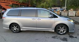 Toyota Sienna 2014 годаfor13 300 000 тг. в Алматы – фото 2