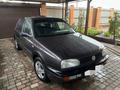 Volkswagen Golf 1993 годаfor2 800 000 тг. в Усть-Каменогорск