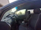 Toyota Ipsum 2005 годаүшін4 000 000 тг. в Атырау