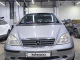 Mercedes-Benz A 160 1999 года за 1 200 000 тг. в Астана – фото 2
