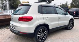 Volkswagen Tiguan 2012 года за 7 200 000 тг. в Алматы – фото 4