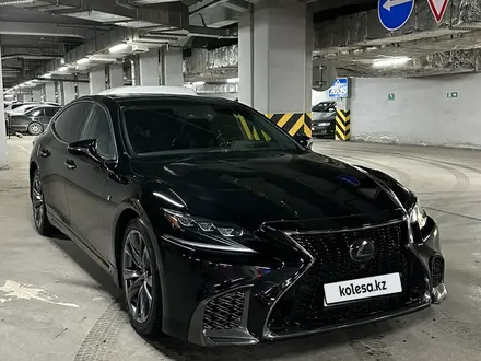 Lexus LS 500h 2018 года за 38 000 000 тг. в Алматы