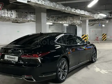 Lexus LS 500h 2018 года за 38 000 000 тг. в Алматы – фото 5