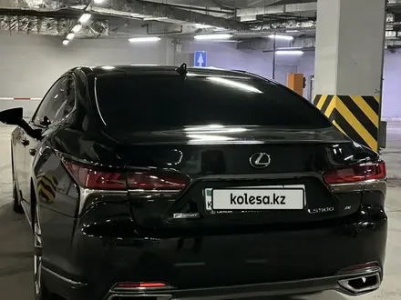 Lexus LS 500h 2018 года за 38 000 000 тг. в Алматы – фото 7