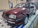 Volkswagen Golf 1994 года за 2 250 000 тг. в Шымкент