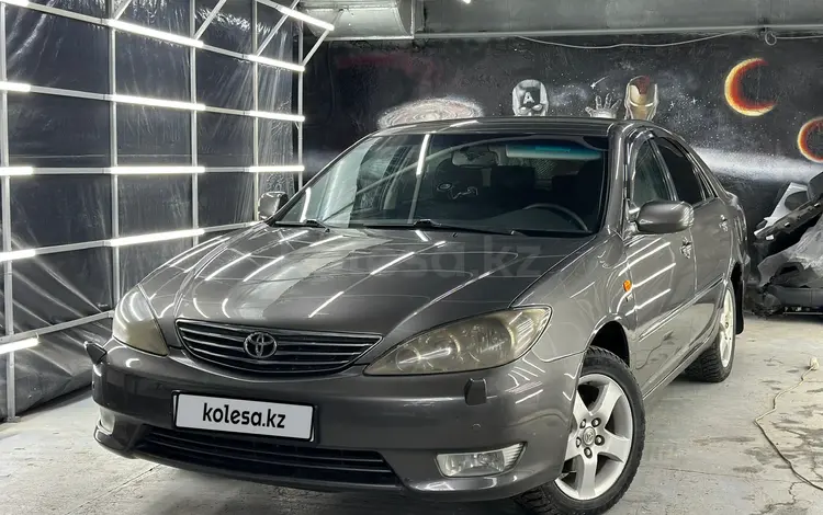 Toyota Camry 2005 года за 7 500 000 тг. в Актобе