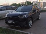 Toyota RAV4 2019 года за 14 000 000 тг. в Семей