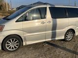 Toyota Alphard 2004 годаүшін2 900 000 тг. в Атырау – фото 2