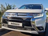 Mitsubishi Outlander 2015 годаүшін8 980 000 тг. в Алматы – фото 4