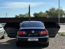 Volkswagen Phaeton, 2005