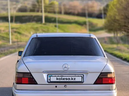Mercedes-Benz E 280 1990 года за 2 000 000 тг. в Талдыкорган – фото 9